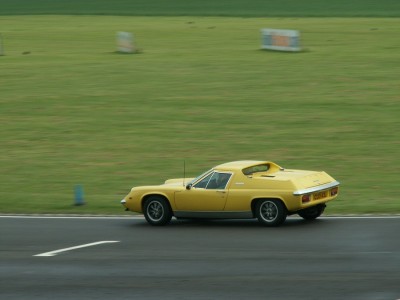 05 castle combe 2010.jpg and 